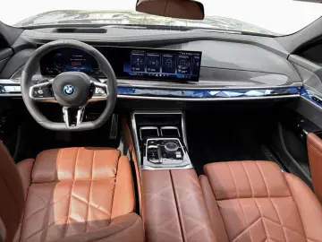 BMW i7 60 M SPORT PRO ExecutivLo DAPro Leas ab 799 -