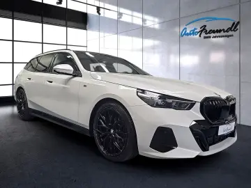 BMW 520d xDrive M Sport  20 Zoll Pano AHK Standh.