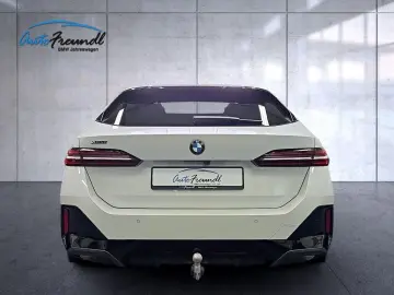 BMW 520d xDrive M Sport  20 Zoll Pano AHK Standh.