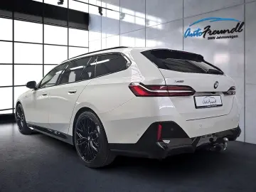 BMW 520d xDrive M Sport  20 Zoll Pano AHK Standh.