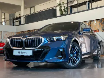 BMW 550e Lim xDr. M-Sport SurrView Sbel HUD AHK ACC