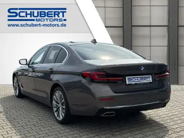 BMW 530 i xDrive HUD STANDHZG AHK LENKRDHZG SH V H