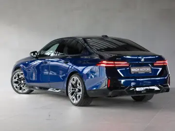 BMW xDrive  Harman Kardon  Head-up  Belüftung