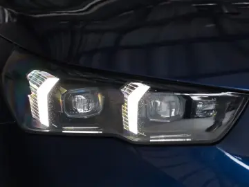 BMW xDrive  Harman Kardon  Head-up  Belüftung