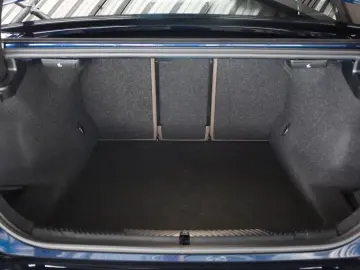 BMW xDrive  Harman Kardon  Head-up  Belüftung