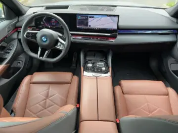 BMW 550 e xDrive Limo M-Sport 21'' AHK Gla…