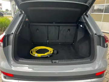 AUDI Q4 e-tron 50 220kw S-Line Leder Kamera ACC Sound