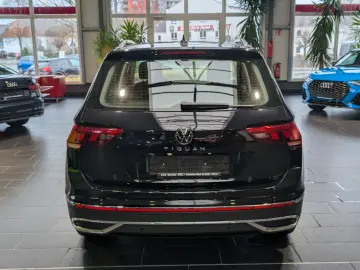 VW Tiguan 2.0 TDI SCR DSG Elegance 1.Hand