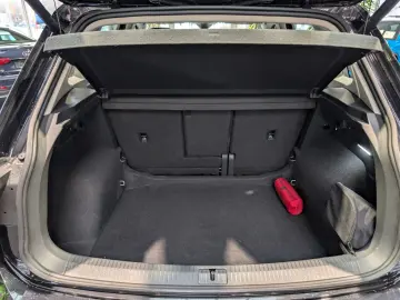 VW Tiguan 2.0 TDI SCR DSG Elegance 1.Hand