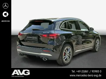 MERCEDES-BENZ AMG GLA 35 4M Pano Burm AHK Distr  360 Guard