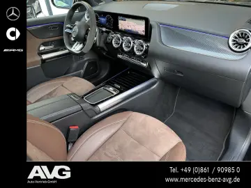 MERCEDES-BENZ AMG GLA 35 4M Pano Burm AHK Distr  360 Guard