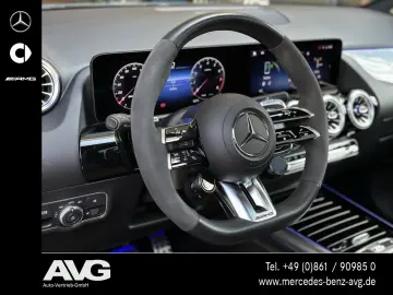 MERCEDES-BENZ AMG GLA 35 4M Pano Burm AHK Distr  360 Guard