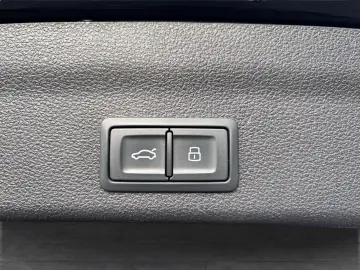 AUDI A6 Avant 55 TFSI e quattro S tronic Sport HD MLE