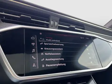 AUDI A6 Avant 55 TFSI e quattro S tronic Sport HD MLE