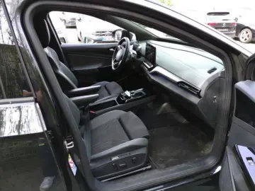 VW ID.5 Pro Performance Matrix Pano Nav 360 EasyOp