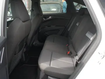 AUDI Q4 etron Sportback 50 quattro ACC MATRIX KAM DSP