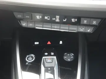 AUDI Q4 etron Sportback 50 quattro ACC MATRIX KAM DSP