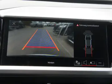 AUDI Q4 etron Sportback 50 quattro ACC MATRIX KAM DSP
