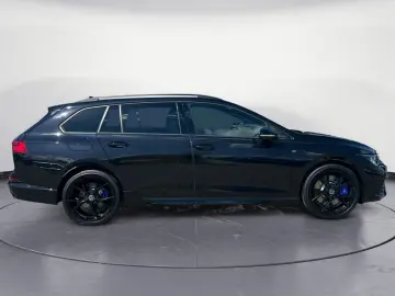 VW Golf Variant R DSG 4Motion Performance Pano Navi
