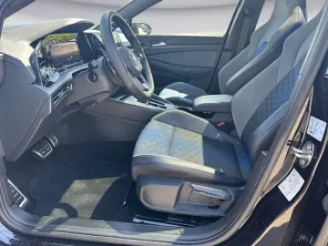 VW Golf Variant R DSG 4Motion Performance Pano Navi