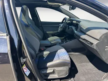 VW Golf Variant R DSG 4Motion Performance Pano Navi