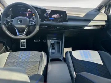 VW Golf Variant R DSG 4Motion Performance Pano Navi