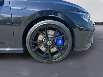 VW Golf Variant R DSG 4Motion Performance Pano Navi