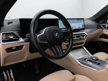BMW i4 eD40 Gran Coupè M Sport Kamera DAB H K 19Zoll