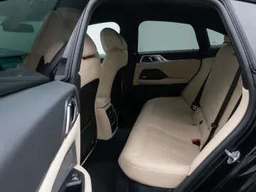 BMW i4 eD40 Gran Coupè M Sport Kamera DAB H K 19Zoll