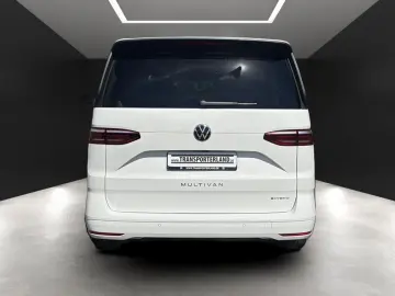 VW T7 Multivan DSG Life eHybrid 6-Sitze Virtual LED