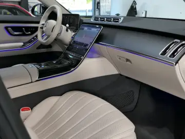 MERCEDES-BENZ S400d 4M Lang AMG Pano Digiallight Bur…