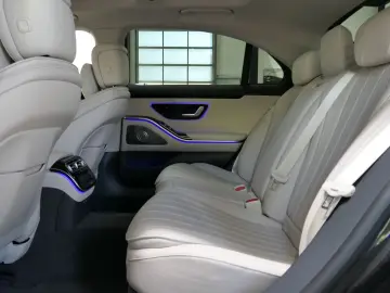 MERCEDES-BENZ S400d 4M Lang AMG Pano Digiallight Bur…