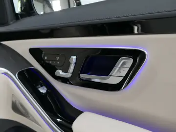 MERCEDES-BENZ S400d 4M Lang AMG Pano Digiallight Bur…