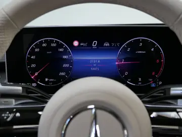 MERCEDES-BENZ S400d 4M Lang AMG Pano Digiallight Bur…
