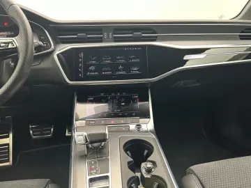 AUDI A6 Avant 50 TFSIe qu S line S tro HUD Matrix Vir