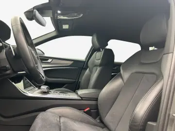 AUDI A6 Avant 50 TFSIe qu S line S tro HUD Matrix Vir