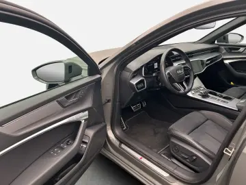 AUDI A6 Avant 50 TFSIe qu S line S tro HUD Matrix Vir