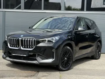 BMW iX1 xDrive30   Adaptiver LED   Keyless   CarPlay