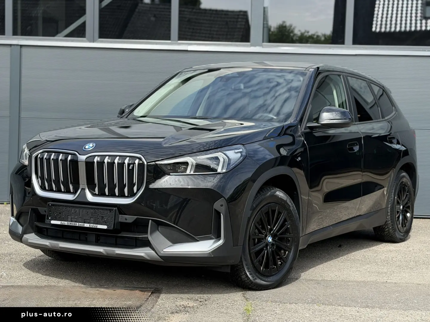 BMW iX1 xDrive30   Adaptiver LED   Keyless   CarPlay