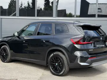 BMW iX1 xDrive30   Adaptiver LED   Keyless   CarPlay