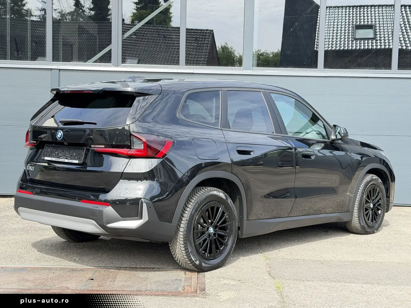 BMW iX1 xDrive30   Adaptiver LED   Keyless   CarPlay