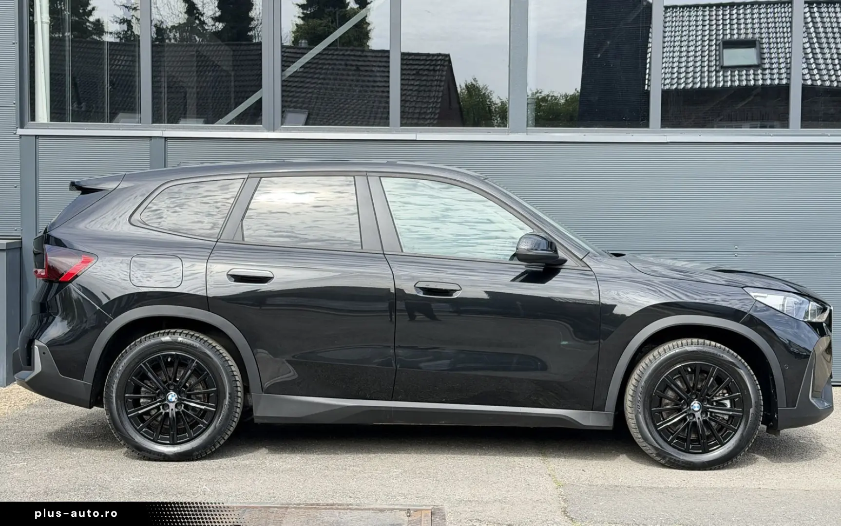 BMW iX1 xDrive30   Adaptiver LED   Keyless   CarPlay