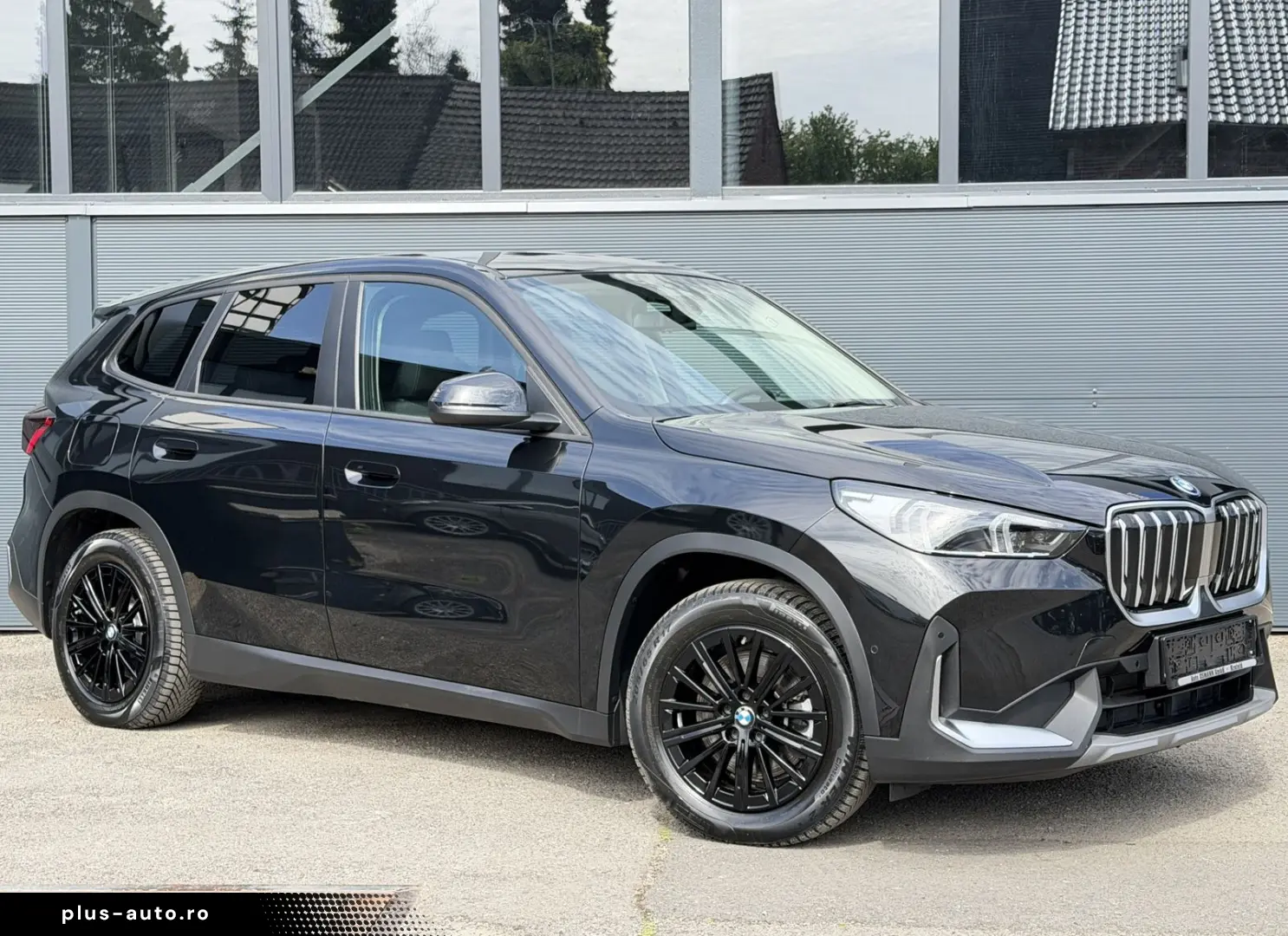 BMW iX1 xDrive30   Adaptiver LED   Keyless   CarPlay