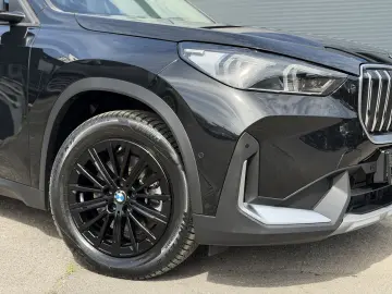 BMW iX1 xDrive30   Adaptiver LED   Keyless   CarPlay