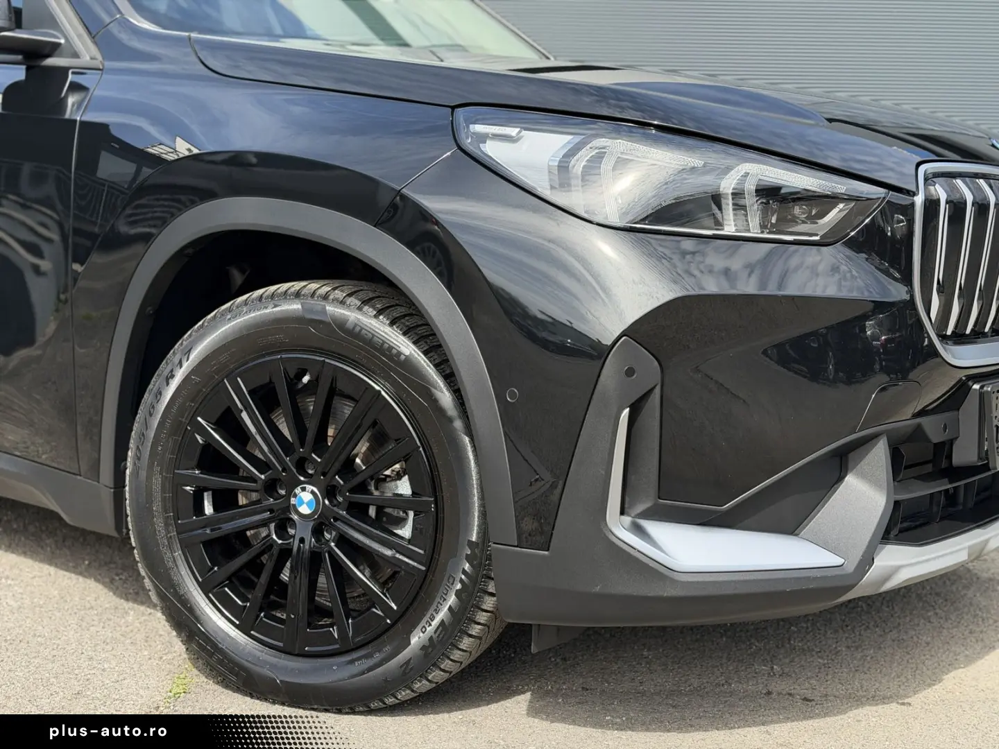 BMW iX1 xDrive30   Adaptiver LED   Keyless   CarPlay