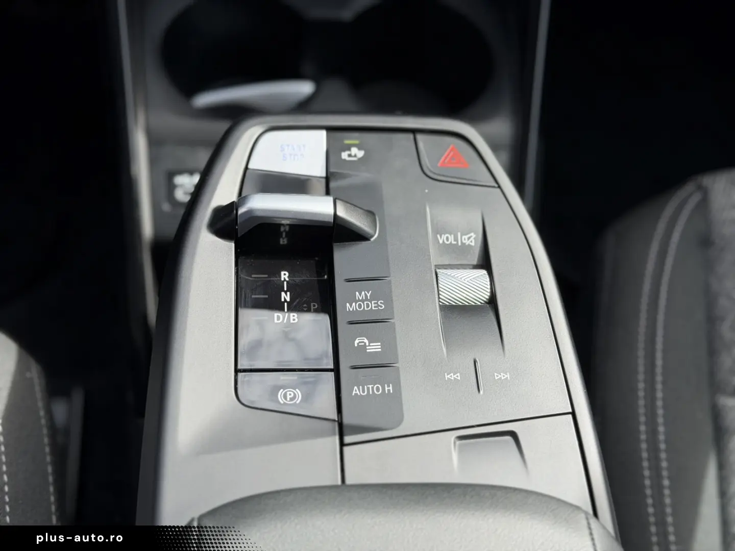 BMW iX1 xDrive30   Adaptiver LED   Keyless   CarPlay