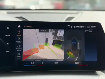 BMW iX1 xDrive30   Adaptiver LED   Keyless   CarPlay