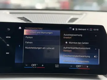 BMW iX1 xDrive30   Adaptiver LED   Keyless   CarPlay