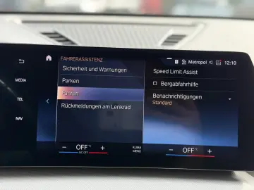 BMW iX1 xDrive30   Adaptiver LED   Keyless   CarPlay