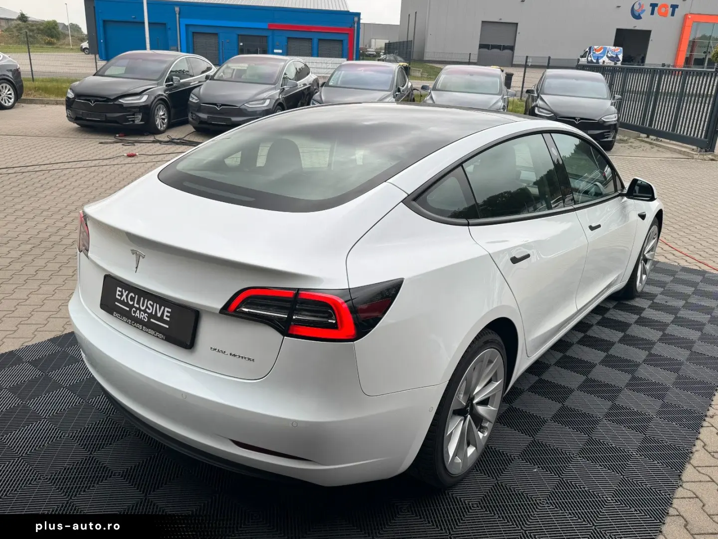 TESLA MODEL 3 LONG RANGE DUAL MOTOR   AMD RYZEN